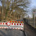 Falkensteiner Ufer, traffic sign, fence, barrier